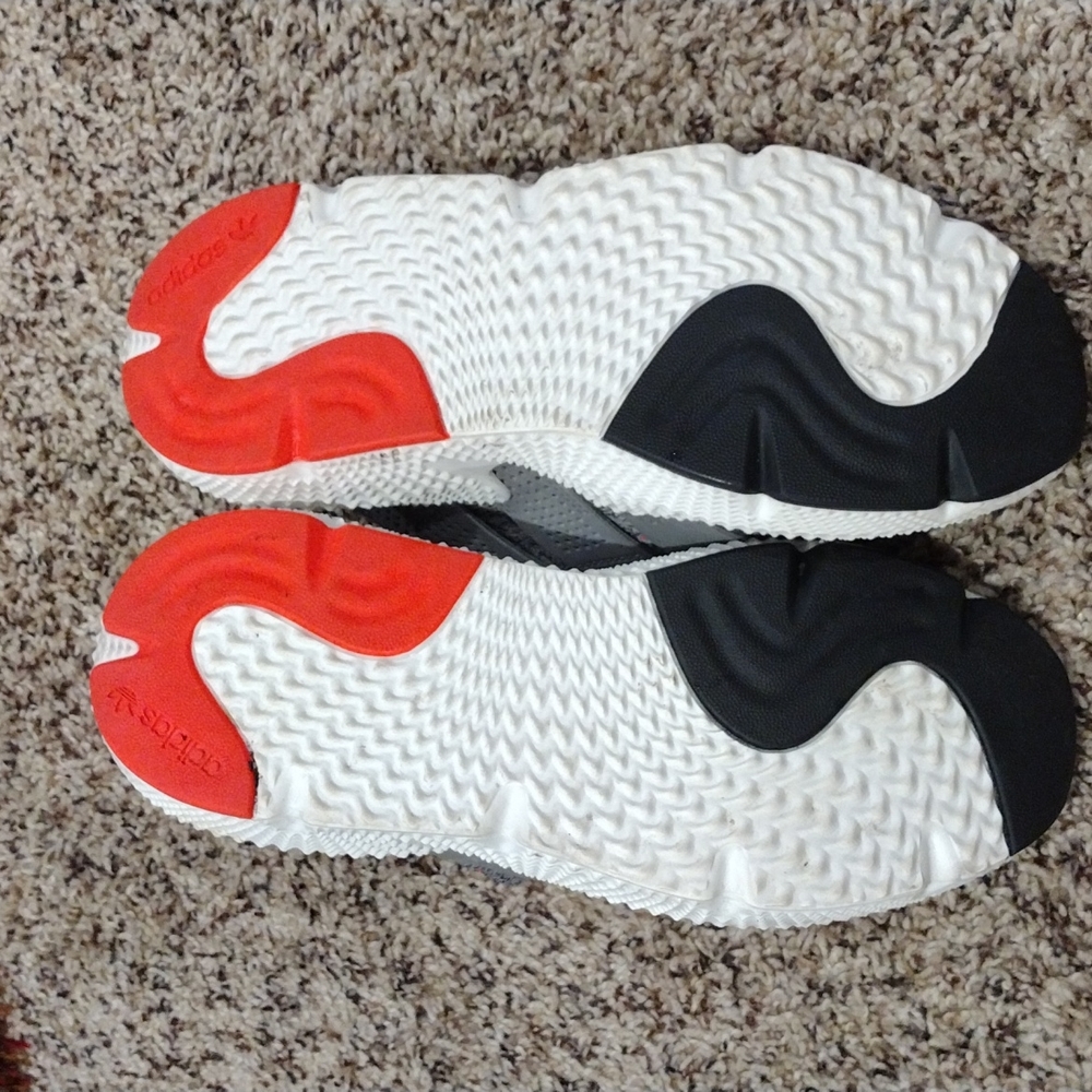 Shoes - Picture 3 of 3